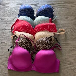 EUC Victoria’s Secret 36c bra bundle